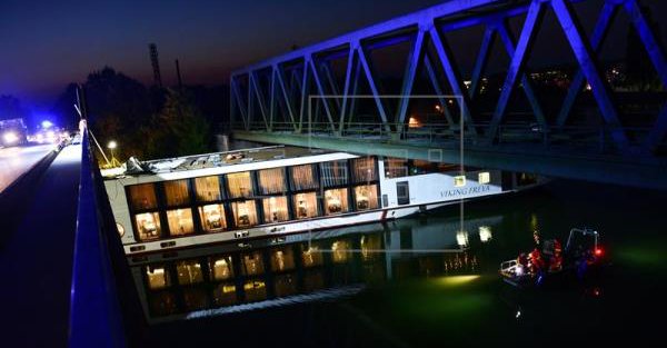 Dos muertos al chocar un crucero con puente en canal Meno-Danubio en Alemania