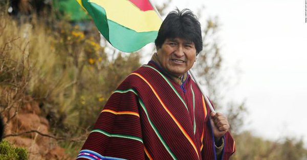 Morales llama a sus bases a prepararse para “guerra digital” en Bolivia