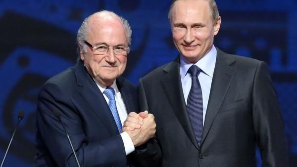 Blatter asistirá al Mundial de Rusia por invitación del mandatario Vladimir Putin