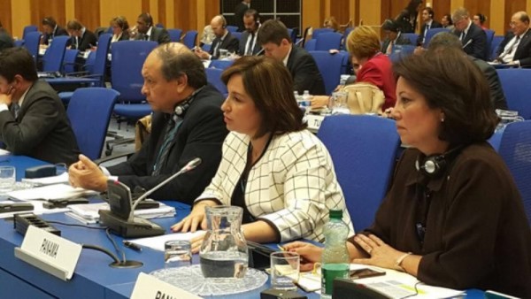 Panamá pide en la ONU desvincular su nombre de &quot;papeles&quot; y ofrece cooperación