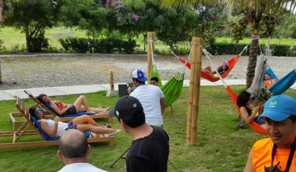 En Contacto lanzó su video playero desde un paraíso ecuatoriano