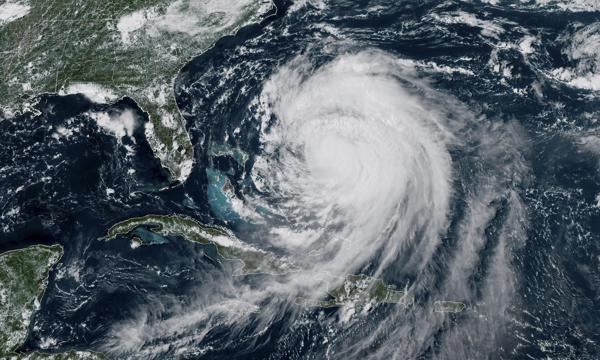 El huracán Erin pone en alerta a la Costa Este de Estados Unidos