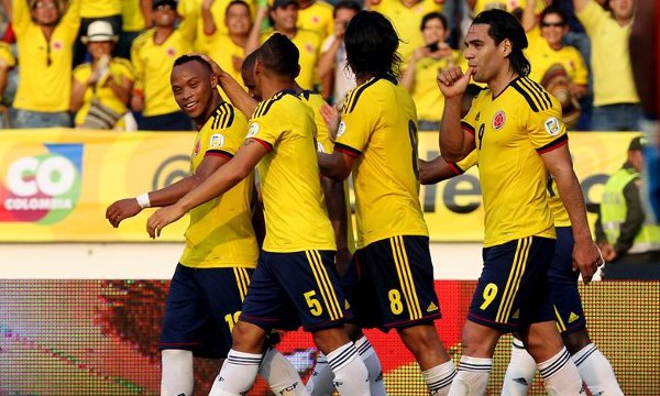Colombia golea a Bolivia y hace sombra a Argentina