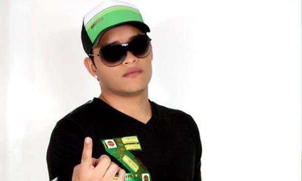 Cantante de exitoso tema “Tu cuerpo me llama” visita el Ecuador