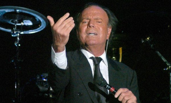 Julio Iglesias, el latino con más discos vendidos y el más popular en China
