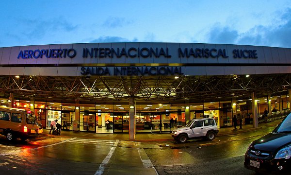 Terminal aérea de Tababela cumple su primer mes de operaciones