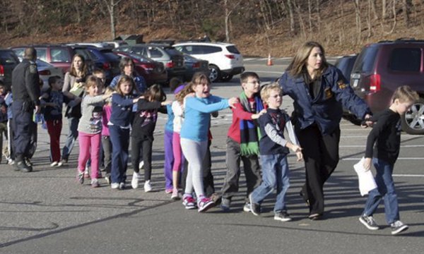 Lanza planeó durante años matanza de Newtown, según diario