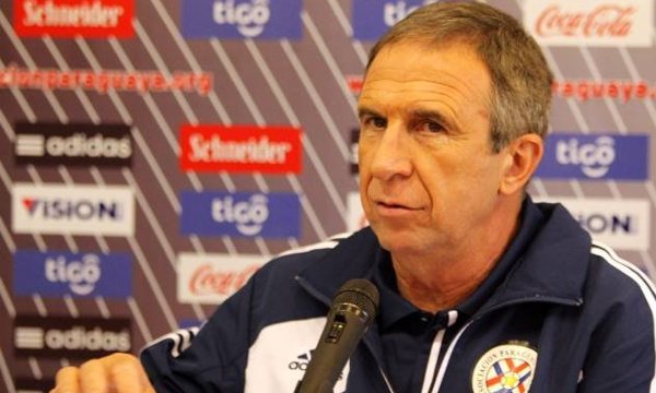 Gerardo Pelusso asegura que Paraguay saldrá a buscar el triunfo ante Uruguay