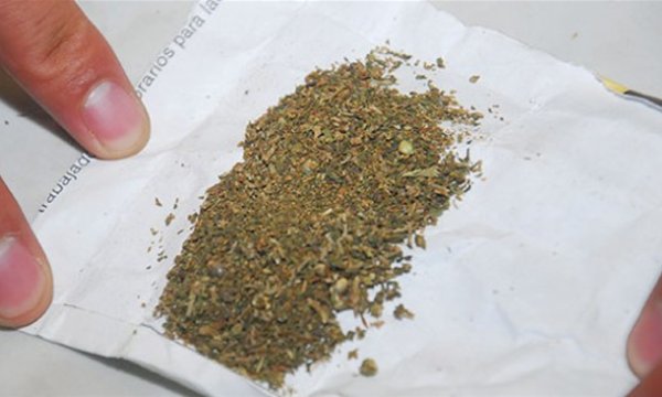 Padres de familia y profesores se unen contra las drogas en colegios