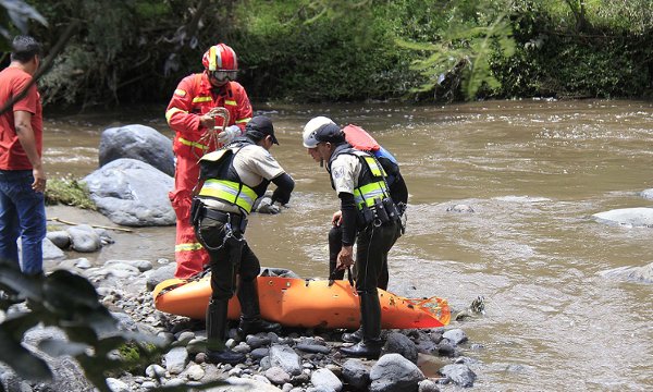 Encuentran cuerpo de niña que fue arrastrada por el río Chiche