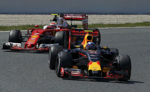 Verstappen, con 18 años, gana el Gran Premio de España