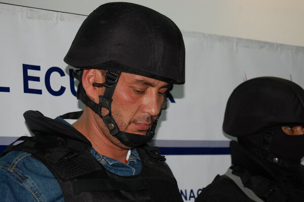 Policía ecuatoriana arresta a supuesto jefe narcotraficante colombiano