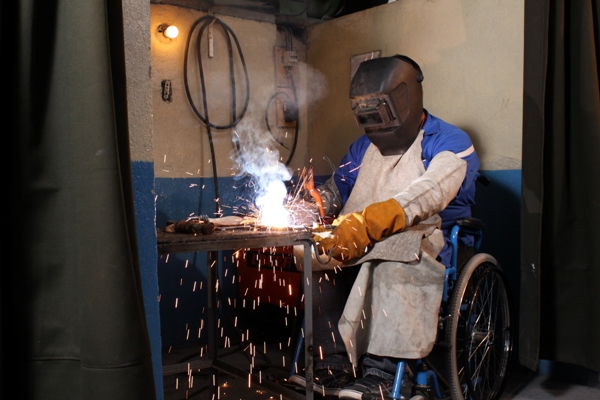 Unas 500.000 personas sufren lesión en la médula espinal cada año