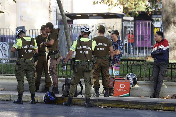 Una nueva ley de seguridad permite usar armas a las fuerzas del orden de Chile