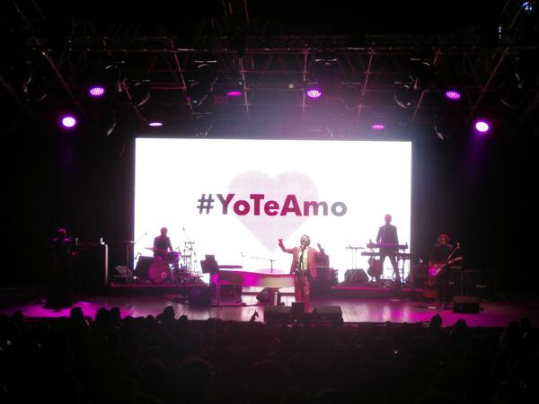 Crónica: Fito Páez llenó de color a Quito