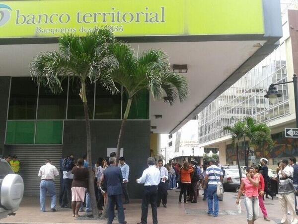 Cartera vencida y falta de ingresos quebraron al banco Territorial