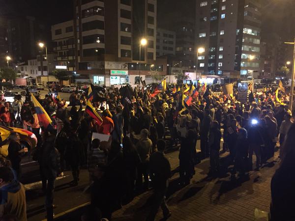 Concentración en contra del Gobierno un día después de visita papal