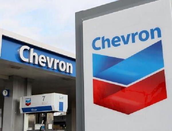 Abogados de ecuatorianos piden suspender fallo favorable a Chevron