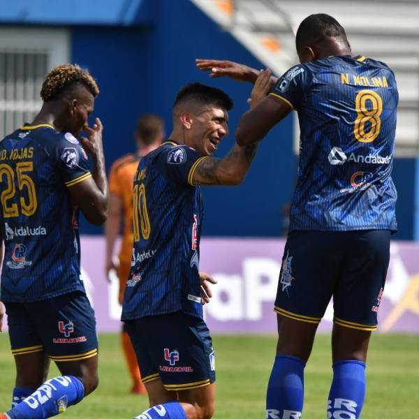 Delfín SC y Técnico Universitario clasifican a la Copa Sudamericana