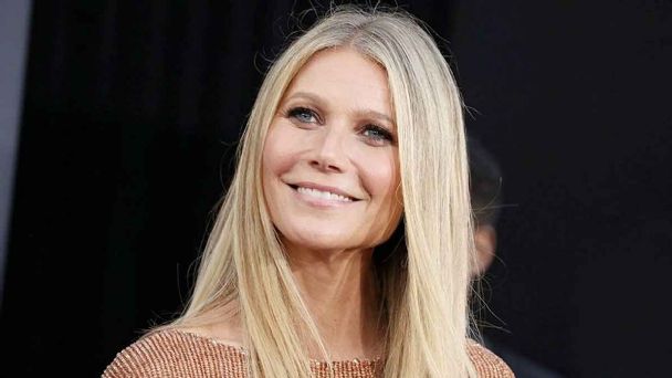 Gwyneth Paltrow posa desnuda para celebrar su 48 cumpleaños