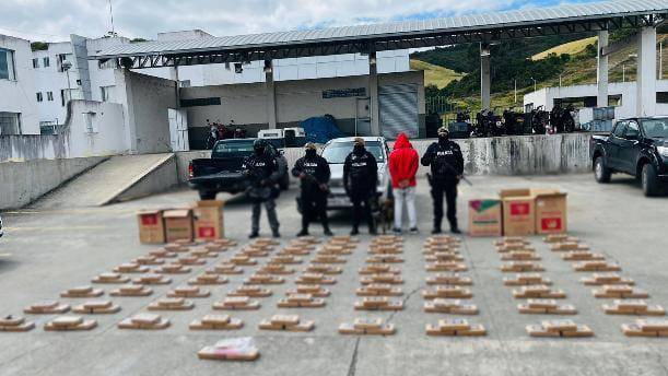 Carchi: un hombre que transportaba 240 kilos de cocaína fue detenido en Tulcán