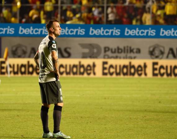 Damián Díaz, capitán de Barcelona SC, recibió críticas tras fallar una pena máxima ante Hernán Galíndez en la final de la LigaPro.
