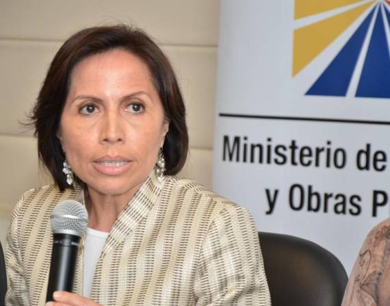 Duarte fue ministra de Obras Públicas entre el 19 de febrero de 2015 y el 6 de enero de 2017.