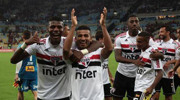 Robert Arboleda y Joao Rojas se proclaman campeones en Brasil