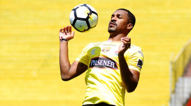 BSC analiza la continuidad de Frickson Erazo en sus filas