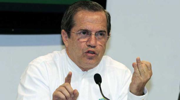 Gobierno de México otorga asilo político a Ricardo Patiño