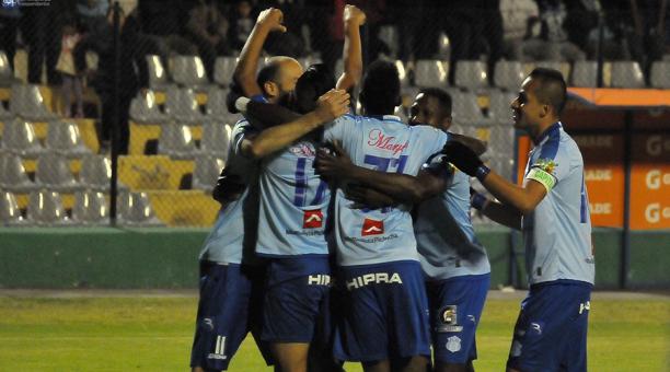Macará golea en Ambato a Liga de Quito
