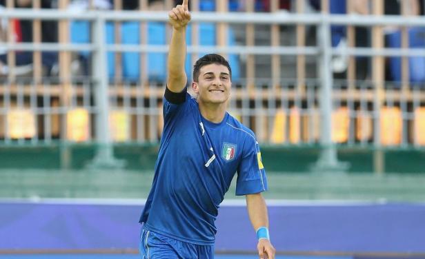 Italiano Orsolini gana la Bota de Oro como goleador del Mundial Sub 20