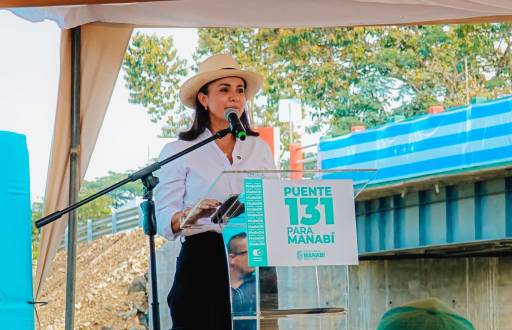 Marcela Aguiñaga, prefecta de Guayas, en un evento oficial.
