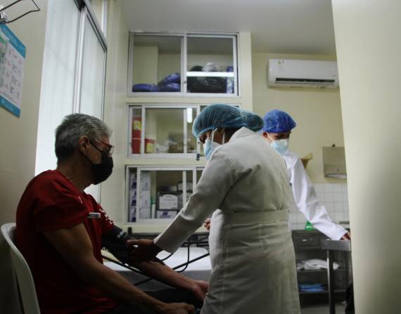 En Ecuador, la vacunación se estancó en los últimos meses, a pesar de las campañas que emprende el Gobierno para promover la inoculación. API/Archivo