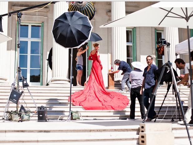 Uma Thurman sucede a Penélope Cruz en el calendario Campari