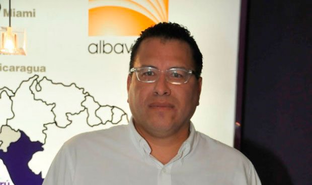 Periodista peruano Phillip Butters emite comentarios contra Ecuador