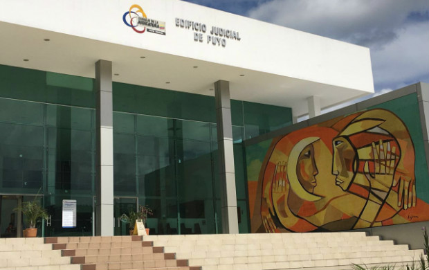 Dictan prisión y suspenden a juez de Pastaza investigado