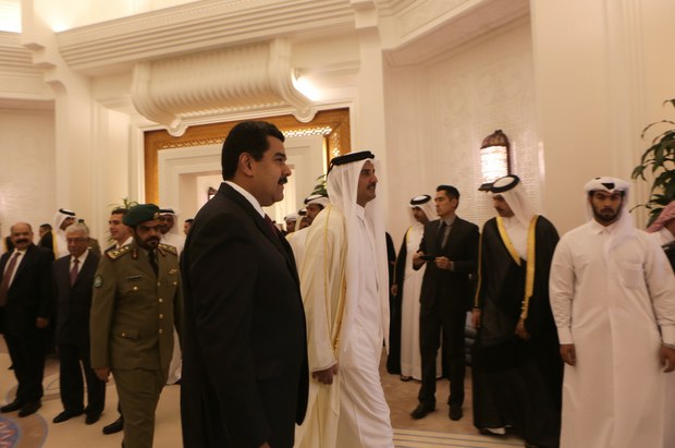 Maduro se entrevista con el emir de Catar en su gira por países de la OPEP