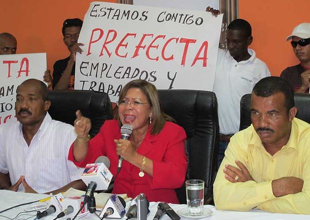 Lucía Sosa, candidata a Prefecta de Esmeraldas, primera inscrita en el CNE