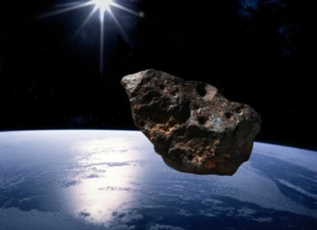 Asteroide del &quot;tamaño de una casa&quot; pasó ayer cerca de la Tierra