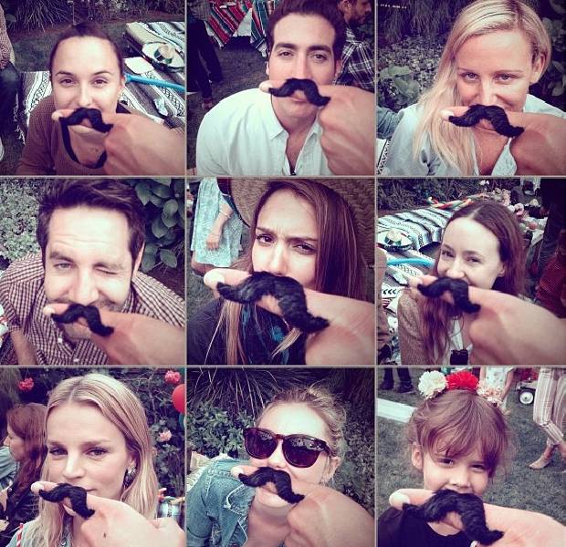 Jessica Simpson celebró su baby shower junto con sus amigos famosos