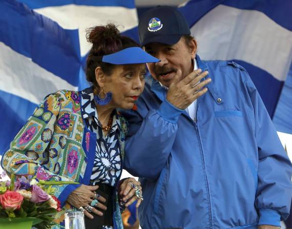 El presidente de Nicaragua, Daniel Ortega, y su esposa y vicepresidenta Rosario Murillo.