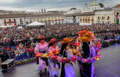 Música y luces se toman las calles de Quito | 05-12-2025