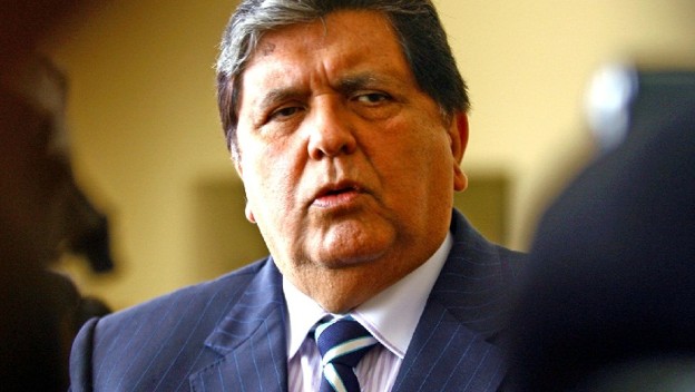 Exfuncionario peruano confiesa que era testaferro de Alan García