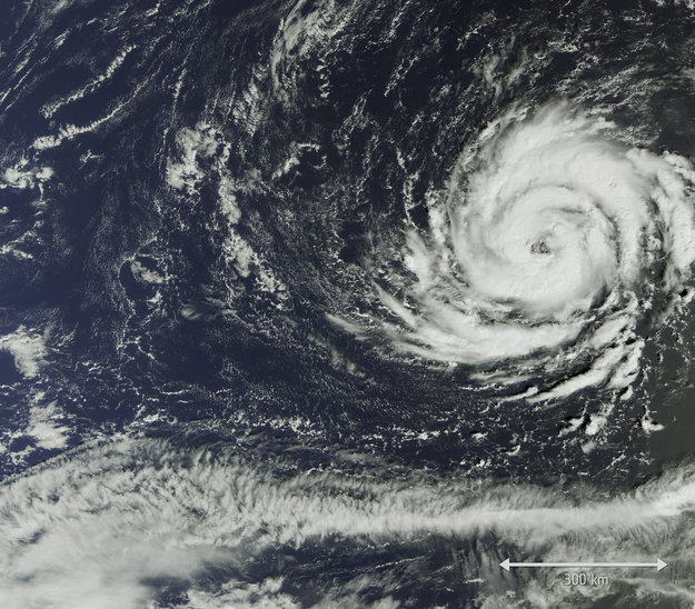 Irlanda y Reino Unido se preparan para la amenaza del huracán Ophelia
