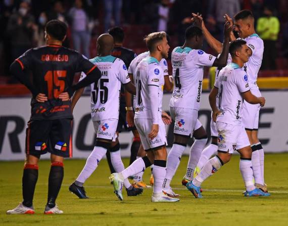 LDUQ alcanzó los 22 puntos y pone presión a BSC, que jugará ante Guayaquil City.
