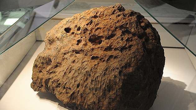 Piedra utilizada para trabar puerta resultó ser un meteorito