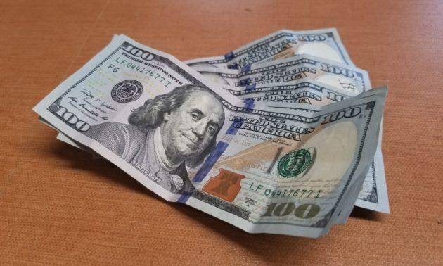 Acumular o mensualizar el décimo tercer sueldo: ¿cuál es la mejor opción para ti?