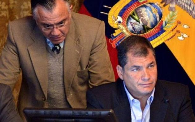 Injerencia en justicia, tema de chats de Correa y Mera