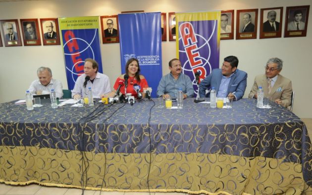 Vicepresidenta critica actos de correístas tras desafiliación del movimiento oficialista